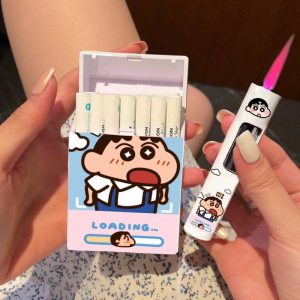 Lighter Og Rygningstilbehør |  Sødt Crayon Shin-Chan Lighter Med Høj Kvalitet, Ins Par Stil, Grov Cigaretæske Med 20 Stk, Perfekt Gave Til Kæresten, Holdbar. Lighter Og Rygningstilbehør Lighter Og Rygningstilbehør