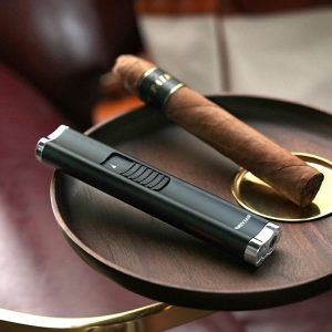 Lighter Og Rygningstilbehør |  Vanity Fair Cigar Lighter – Dobbelt Jet-Flame Bærbar Udendørs Camping Vindafvisende Lighter Med Indbygget Skæreværktøj. Lighter Og Rygningstilbehør Lighter Og Rygningstilbehør