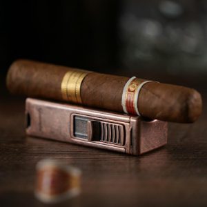 Lighter Og Rygningstilbehør |  Vanity Fair Luksus Cigar Lighter – Retro Personlighed, Vindafvisende Lighter Med Cigaret Holder Og Hulværktøj Lighter Og Rygningstilbehør Lighter Og Rygningstilbehør