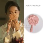 Spejl Til Makeup |  Rosen Historie Liu Yifei Lignende Makeup Spejl Huang Yimei Vintage Rosen Håndholdt Spejl Håndtag Spejl Bærbar Spejl Til Makeup Spejl Til Makeup